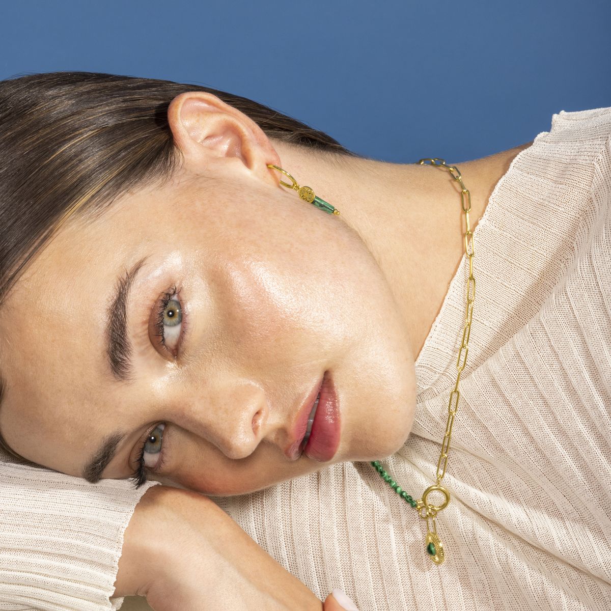Filigrane Malachit-Charm-Creolen