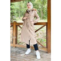 Langer Kapuzenparka mit Gürtel