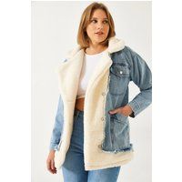 Übergroße Jeansjacke mit Kunstfellfutter