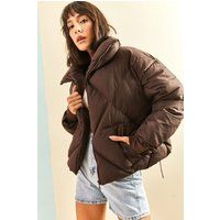 Übergroße gesteppte Pufferjacke