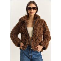 Plüschjacke mit Kunstleder-Details