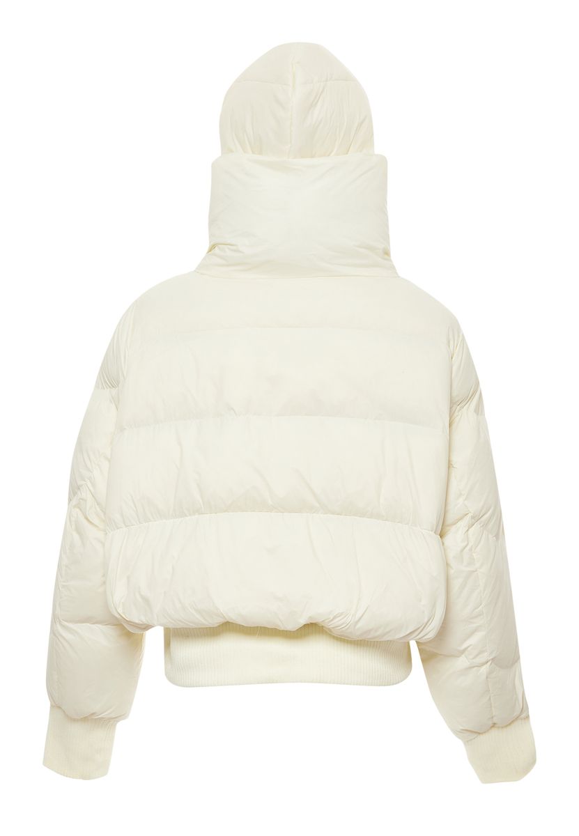 Wattierte Steppjacke mit hohem Kragen