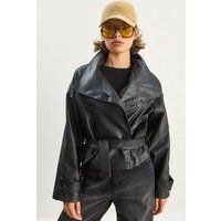 Übergroße Kunstlederjacke mit Gürtel