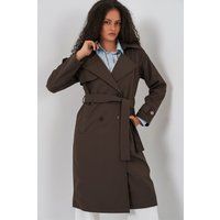 Klassischer doppelreihiger langer Trenchcoat