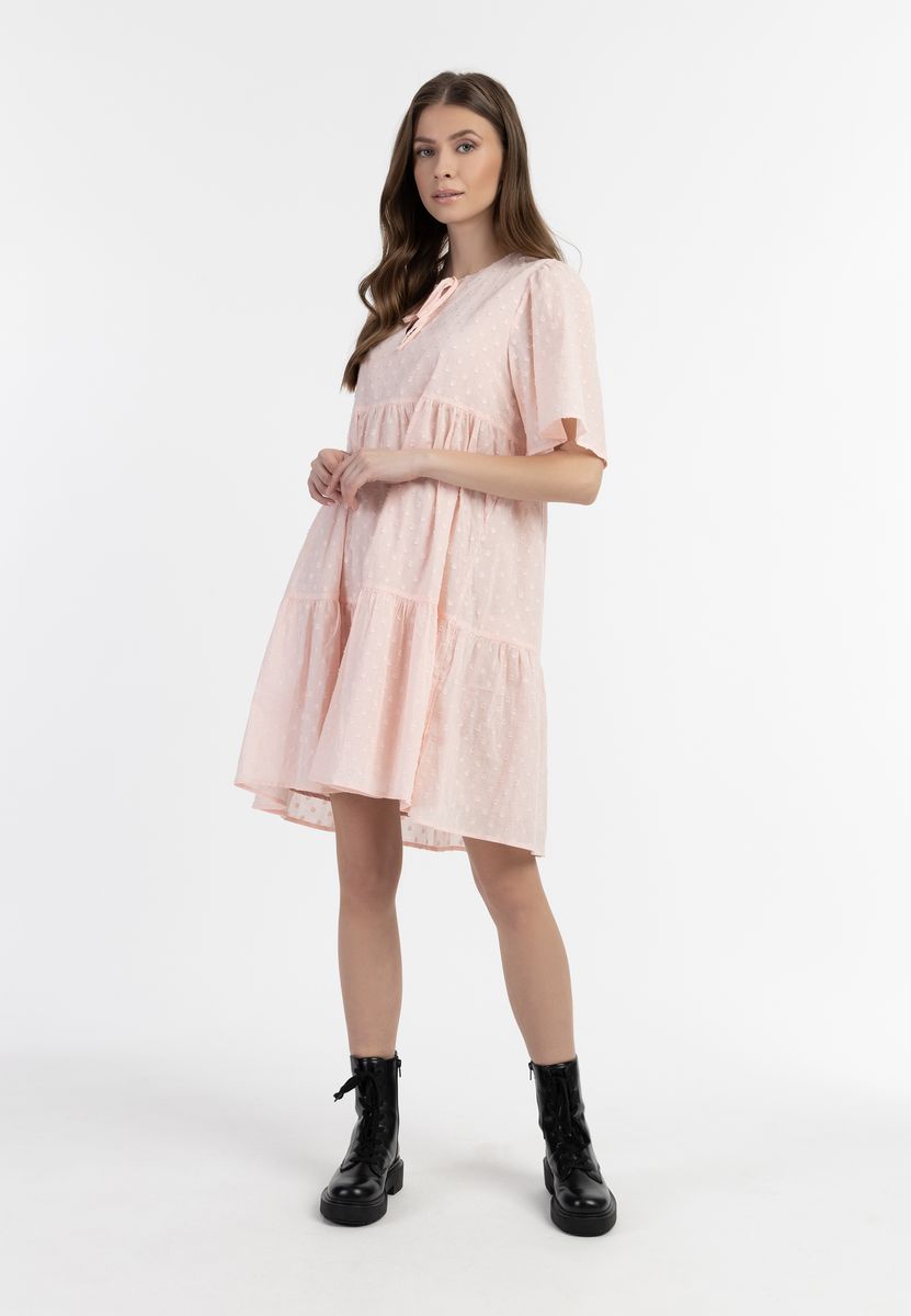 Gestuftes Hängerkleid mit Punktemuster