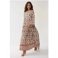 Maxikleid mit Blumenprint und Stufen