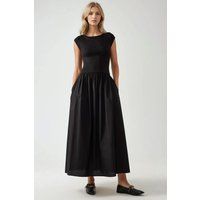 Maxikleid mit Boot-Ausschnitt