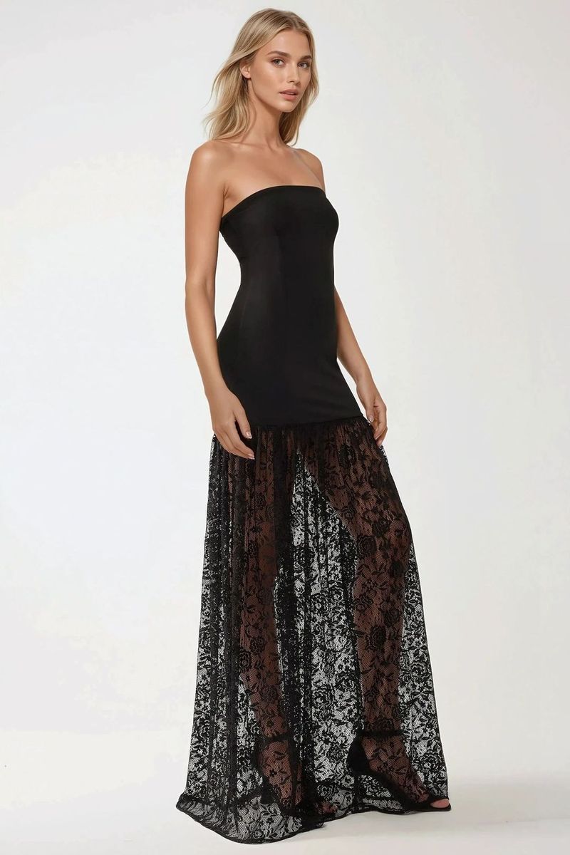 Trägerloses Maxikleid mit Spitzenrock
