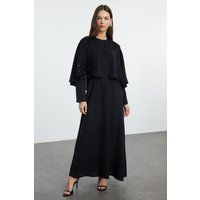 Abendkleid mit Cape-Overlay und Applikationen