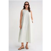 Lässiges ärmelloses Maxikleid