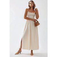 Maxikleid mit gesmoktem Oberteil