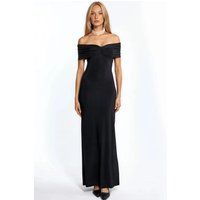 Elegantes schulterfreies Maxikleid