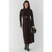 Elegantes Maxikleid mit Schnallen-Detail