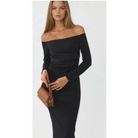 Elegantes schulterfreies Maxikleid
