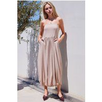Strukturiertes Maxikleid mit Ballonsaum