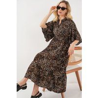 Gestuftes Midikleid mit Leopardenmuster