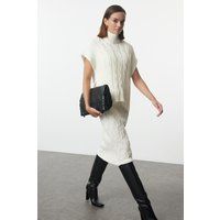 Ärmelloser Rollkragenpullover mit Zopfmuster
