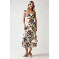 Romantisches Blumen-Maxikleid aus Mesh