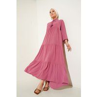 Gestuftes Maxikleid mit Quastendetail