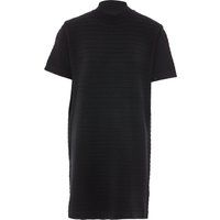 Kurzärmeliges Strickkleid mit Rippenstruktur
