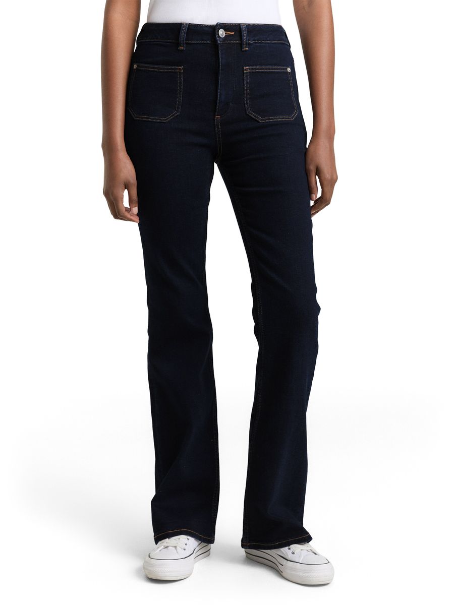 Schlagjeans mit hoher Taille und Taschen