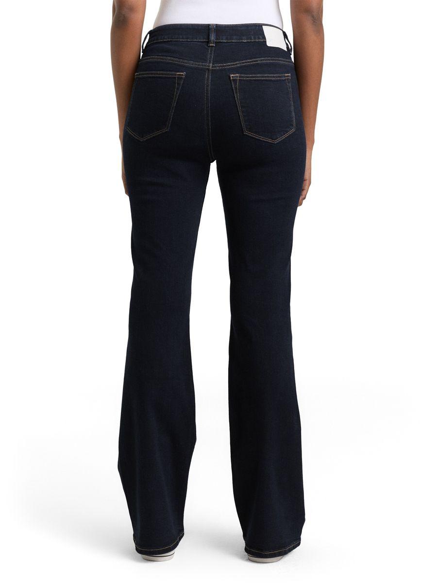 Schlagjeans mit hoher Taille und Taschen