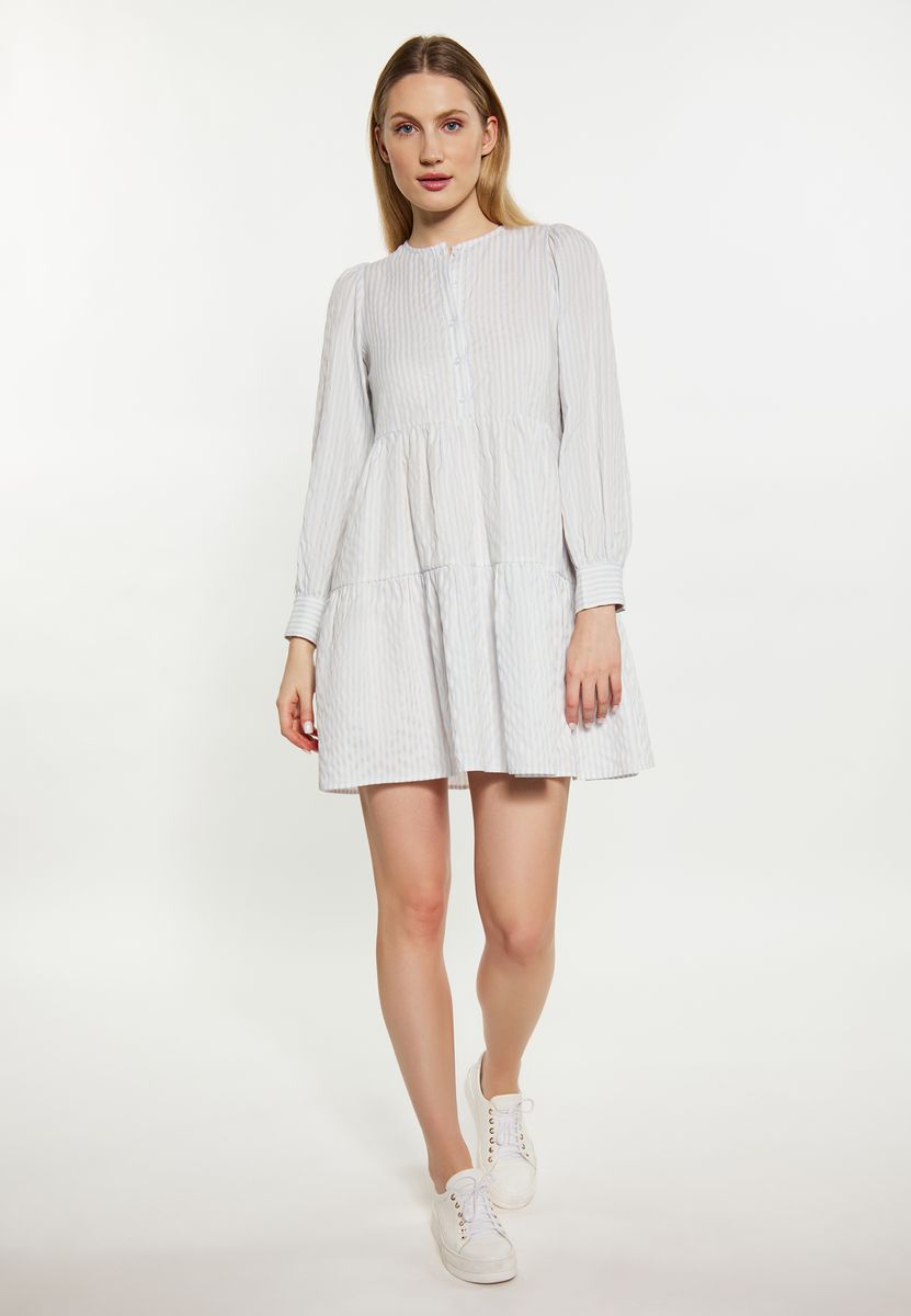 Gestuftes gestreiftes Langarm-Minikleid