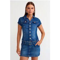Tailliertes Denim-Minikleid mit Gürtel