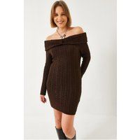 Schulterfreies Zopfmuster-Minikleid