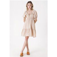 Gestuftes Minikleid mit Quadratkragen