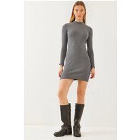 Geripptes Minikleid mit Stehkragen
