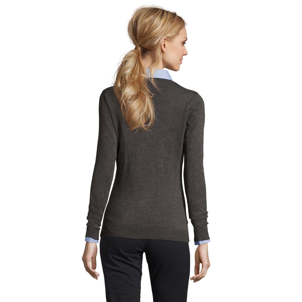 Taillierter Strickpullover mit V-Ausschnitt