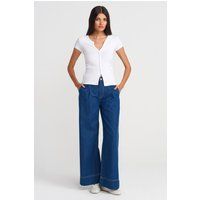 Hochtaillierte Jeans mit weitem Bein