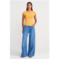 Weit geschnittene High-Waist-Jeans