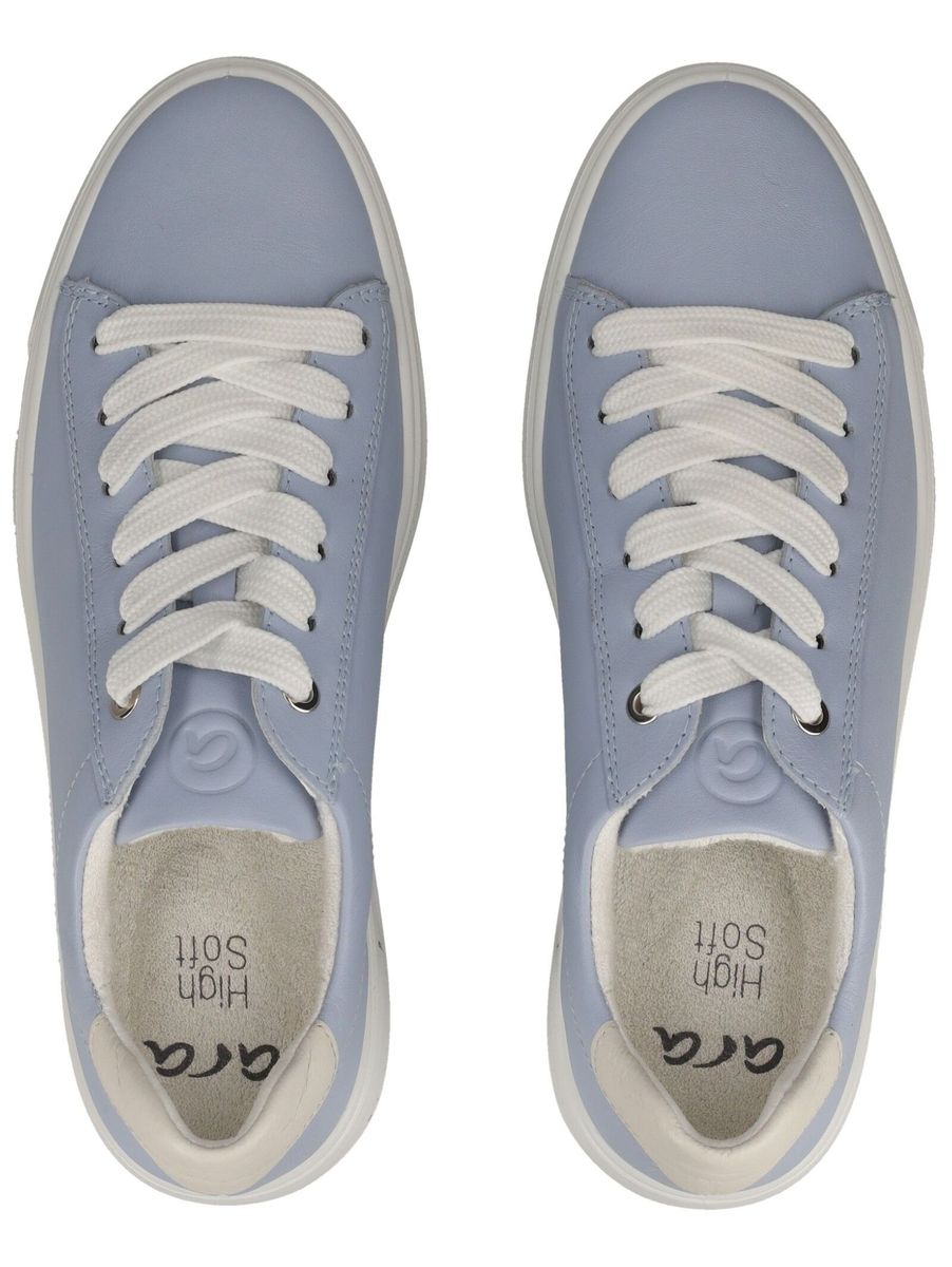Minimalistische Plateau-Sneaker aus Leder