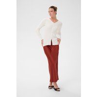 Eng anliegende feingerippte Strickjacke
