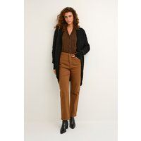 Lang geschnittene Strickjacke mit Struktur
