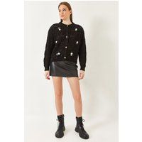 Strukturierte Strickjacke mit Pompons