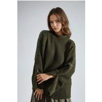 Rippstrick-Pullover mit Stehkragen und Knopfleiste