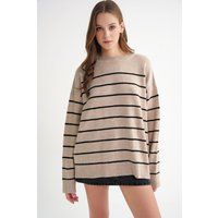 Lockerer gestreifter Rundhals-Strickpullover