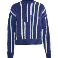 Gestreifter Grobstrickpullover
