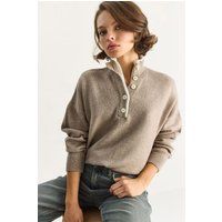 Geknöpfter Strickpullover mit Stehkragen
