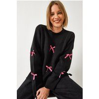 Lockerer Strickpullover mit Schleifendetails