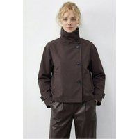 Minimalistischer kurzer Trenchcoat mit Stehkragen
