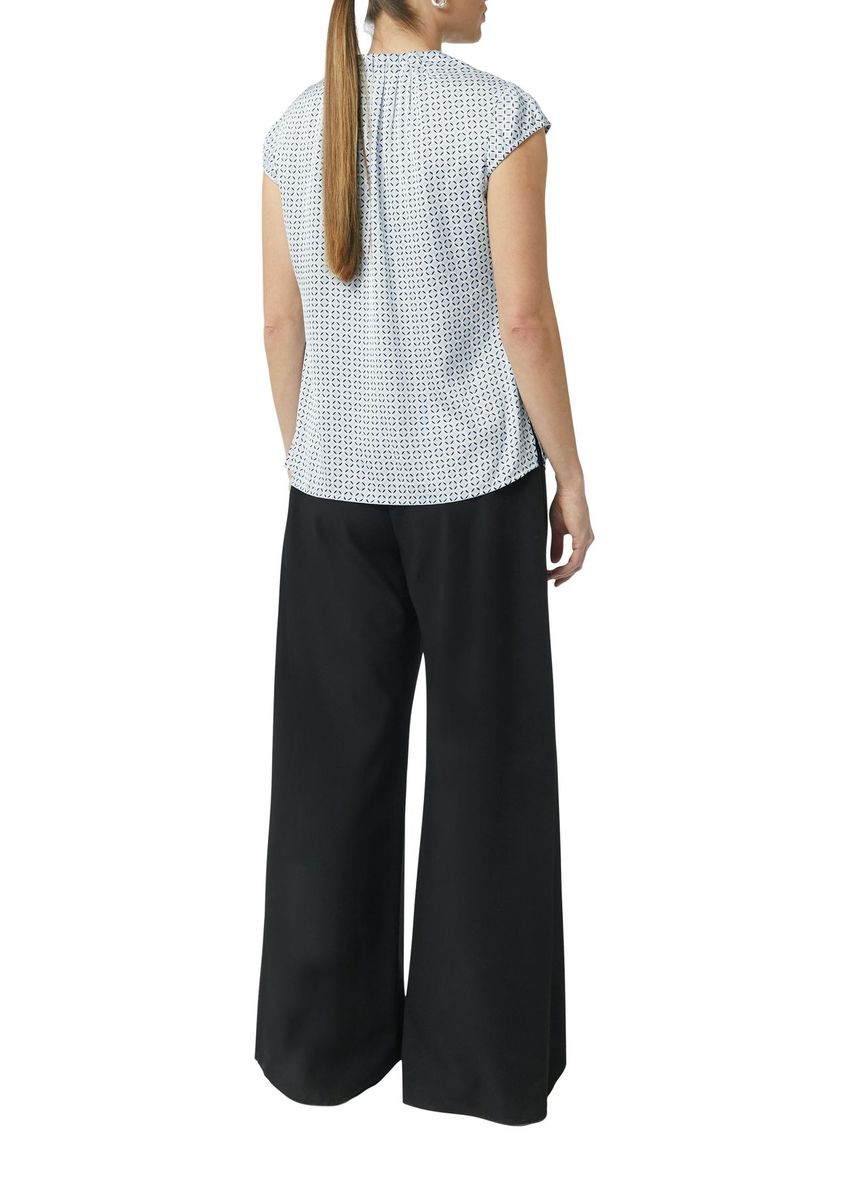 Satinbluse mit geometrischem Print