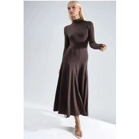 Langärmliges Rollkragen-Midikleid in A-Linie