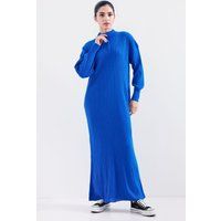 Geripptes Strick-Maxikleid mit Halb-Reißverschluss
