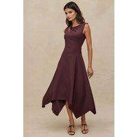 Asymmetrisches Midi-Kleid mit Cut-Out
