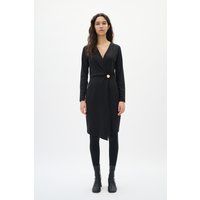 Elegantes Langarm-Wickelkleid