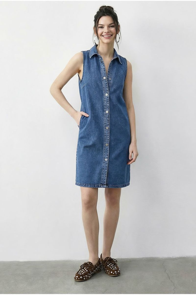 Ärmelloses Mini-Jeanskleid mit Knopfleiste